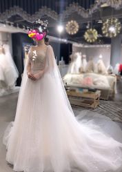 -艾米丽婚纱礼服