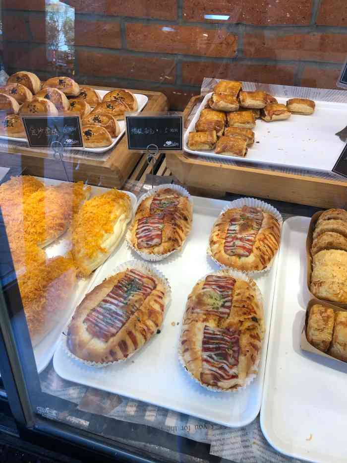 华丰蛋糕(永久路店)-"华丰吃了十年了,一直很喜欢他家的吐司 尤.