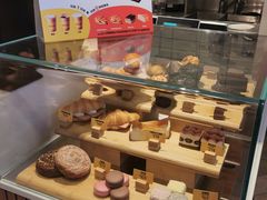 面包甜点陈列柜-麦当劳(虹口星荟中心店)