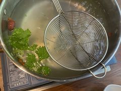 -牛满溢·自助潮汕鲜牛肉火锅(龙汇路店)