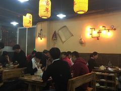 大堂-东镇老火锅(长春路首店)