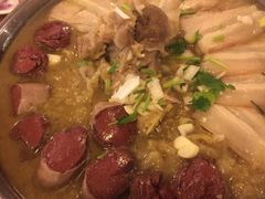 -闯关东东北农家菜(崂山石老人店)