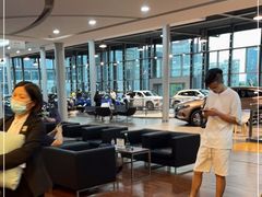 -杭州中升之星奔驰4S店(滨江店)