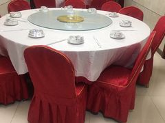 包厢-宾朋海鲜特色美食餐厅·纯手工鲅鱼水饺(兴海路店)