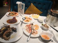 -领鲜活海鲜榴莲自助火锅(东门店)