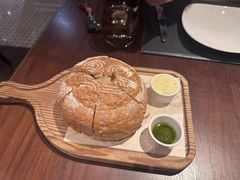 -恰餐厅及酒吧 CHAR Bar & Grill (北京丽都皇冠假日店)