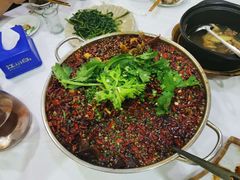 -余家庄肥肠鱼地方汤锅(银杏大道店)