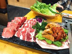 新鲜五花肉-金顺韩式烤肉·网红烤肉店(广利路店)