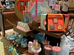 零售区-星巴克臻选(广州沙面店)