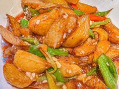 -红东阁东北菜烤肉酒馆(CROSS万象汇店)