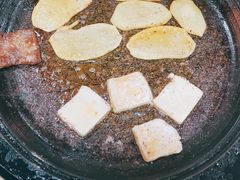 -牛得很·鲜牦牛肉烧烤·牛羊肉菌汤锅(康定店)