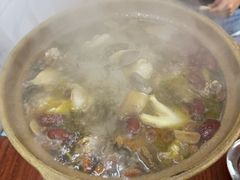 -威邵鸡煲(西华路总店)