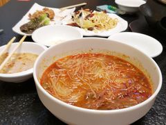 -金龙烧烤·牛肉面(西塔店)