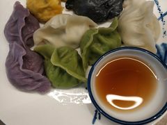 五味海鲜水饺拼盘-东莱馋房(陆家嘴店)