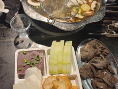 香浓牛骨汤底-牛一煲美食(江高店)