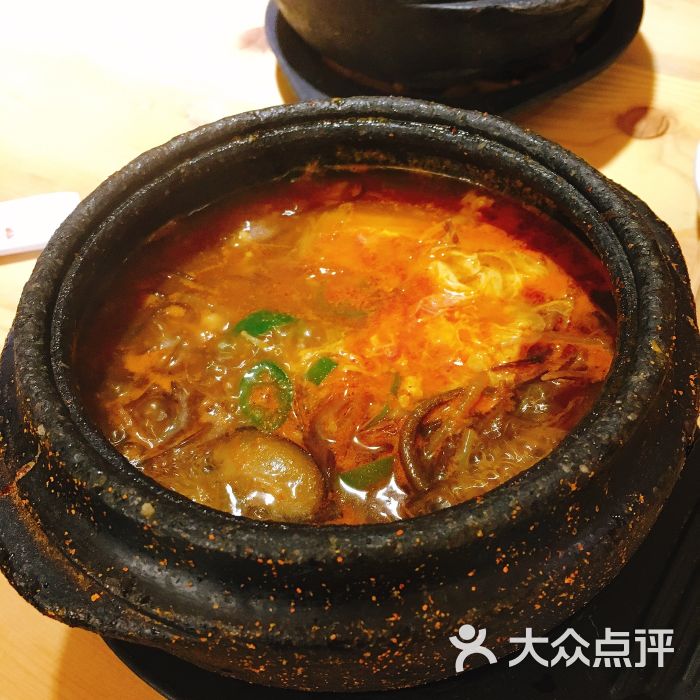 延吉海兰江石锅饭图片