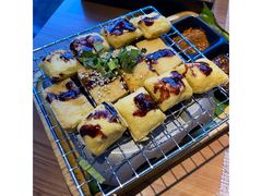 烘烤建水豆腐-雀舞云南菜(乐客城店)