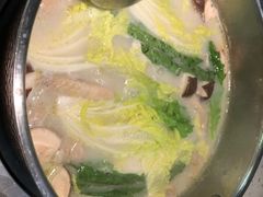 胡椒猪肚鸡-顺德公广东猪肚鸡·煲仔饭(白石洲店)