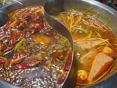 -谭鸭血老火锅(远大购物广场店)