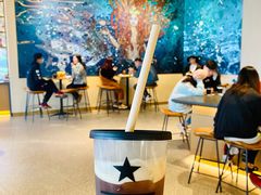 大堂-星巴克臻选(上海合生汇1F店)