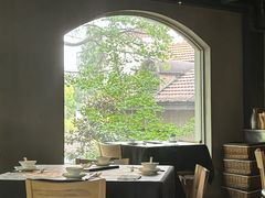 -穹六人间 people 6(岳阳路店)