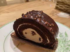 -Dough&Joe团憩(瑞虹天地月亮湾店)