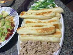 虾酱卷子-渔民船说·北塘海鲜·天津菜·海肠捞饭(北塘古镇店)