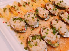 蒜蓉蒸大连鲜鲍鱼-许家菜(望江店)