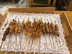 -聚串门儿·东北烧烤(信义坊店)