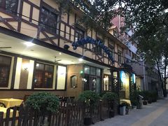 门面-申德勒加油站餐厅(三里屯北小街店)