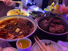 -粉墨特色菜·烧烤音乐酒馆