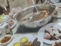 -尚品海鲜肥牛自助火锅(湖明店)