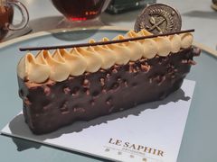 布朗先生-LE SAPHIR 莎菲尔菓子(和兴店)
