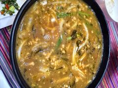 -香巴拉云南餐厅(华莱坞店)