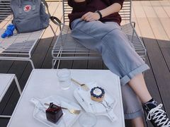 -UNI UNI(环亚凯瑟琳店)