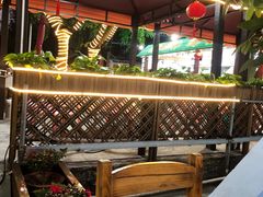 露天位-范饭椰林川湘味海鲜·椰子鸡(三亚湾椰梦长廊店)