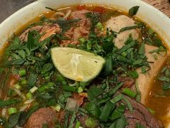 -Cô Thành Restaurant