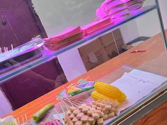 -万记麻辣烫国展总店