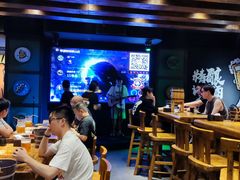 大堂-汉森熊啤酒屋(雨耕山店)