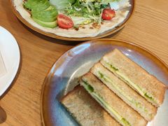 -HELLO 27 意面·沙拉·帕尼尼