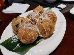 -蜈支洲岛珊瑚酒店临海阁中餐厅