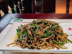 -蔼若春.传承三十年云南菜(金碧公园店)
