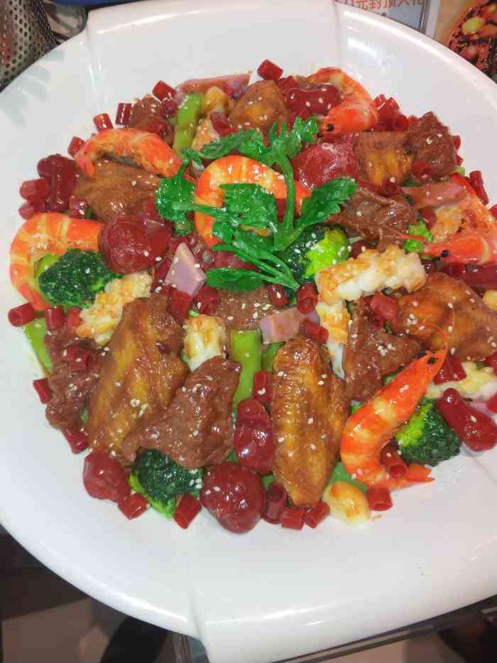 麻辣香锅(银泰in99店)-"麻辣香锅位于银泰中心in99七楼美食广场.