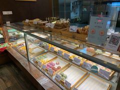 面包甜点陈列柜-南宋胡记(杭州体育场路店)