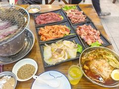 -韩风烤牛肉冷面店