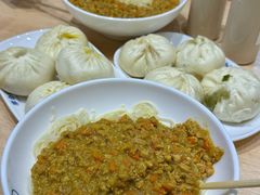 -李与白包子铺(桐梓林店)
