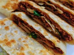 -溢心园香河肉饼总店