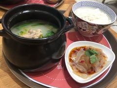 -妈妈故事米线(市府恒隆店)