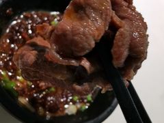 -左庭右院鲜牛肉火锅(浦江欢乐颂店)