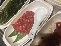 -海底捞火锅(曹安公路店)